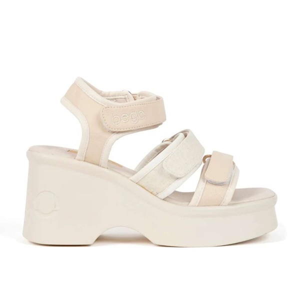 COPY - Bego Mary Natural Sandals, Vegan Pineapple Leather, Size 6 - Picture 1 of 1